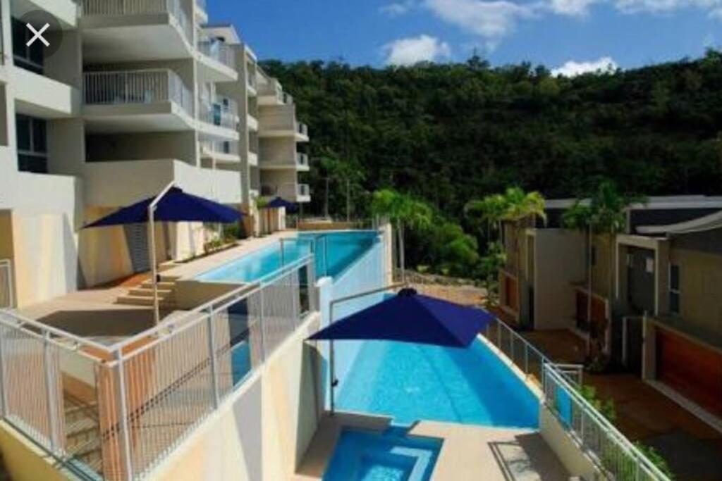 Azure Sea, Oceanviews, Wifi, 2 Pools + Gym * Airlie Beach