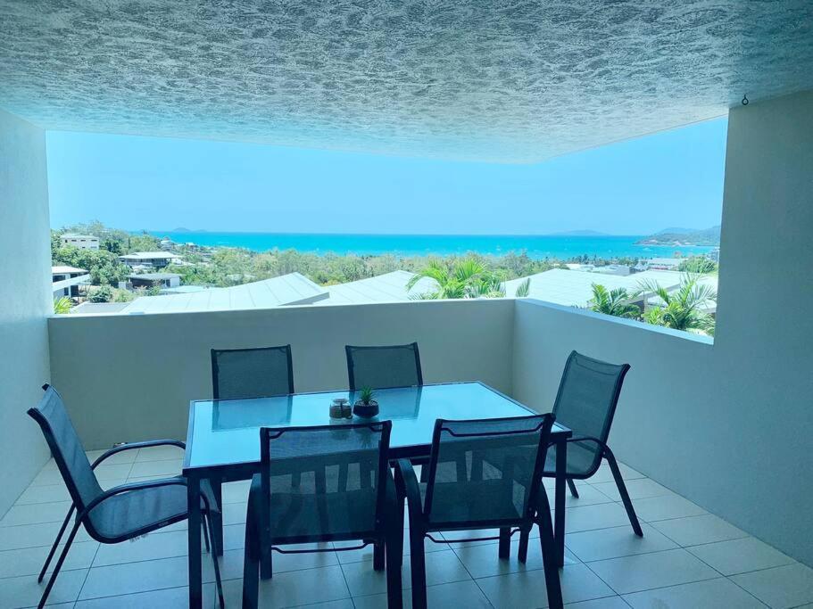 Azure Sea, Oceanviews, Wifi, 2 Pools + Gym * Airlie Beach