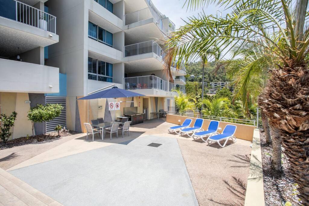 Azure Sea, Oceanviews, Wifi, 2 Pools + Gym *